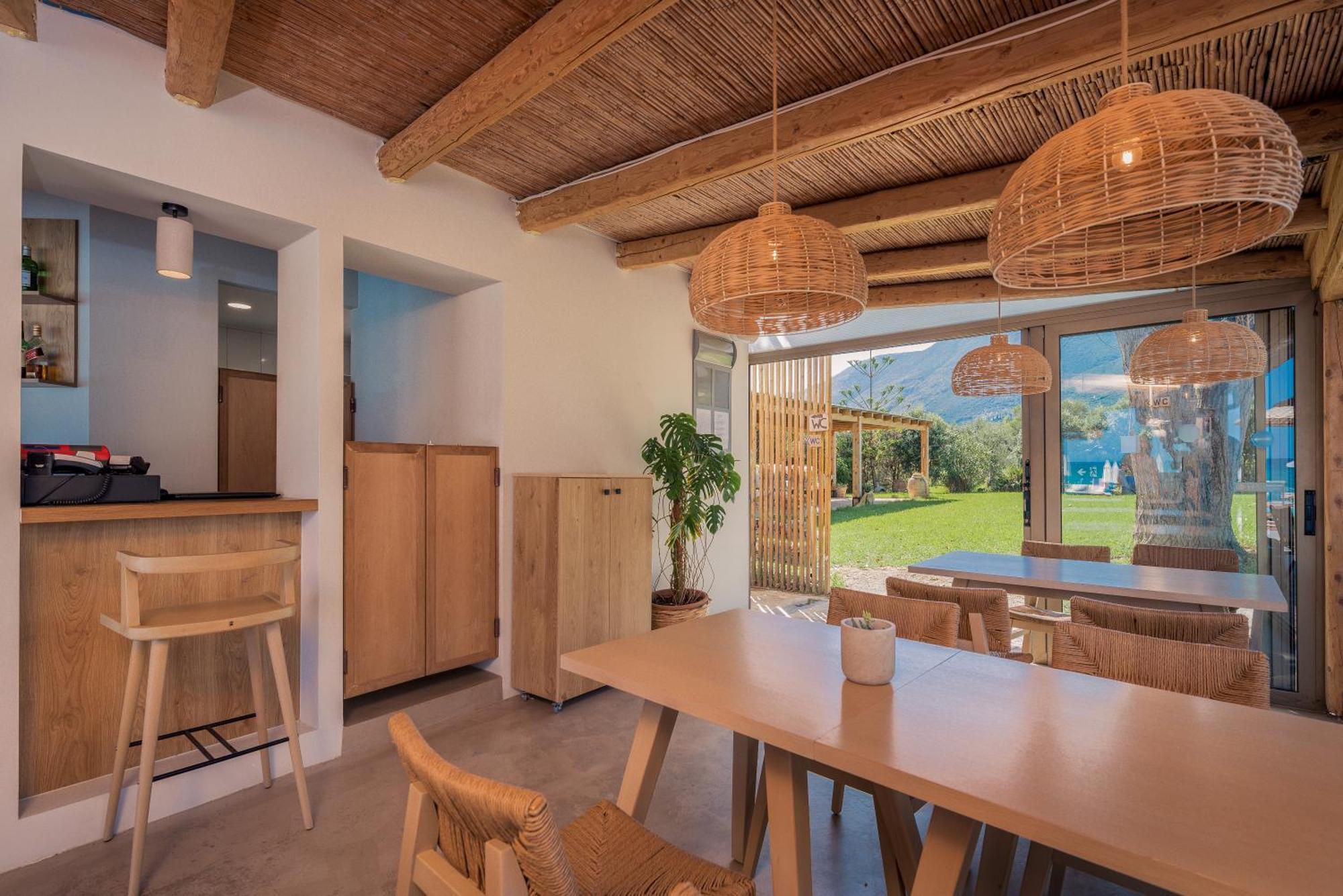 Paradise Elegant Apartments - Perfect Escape On The Beach Аликес Екстериор снимка